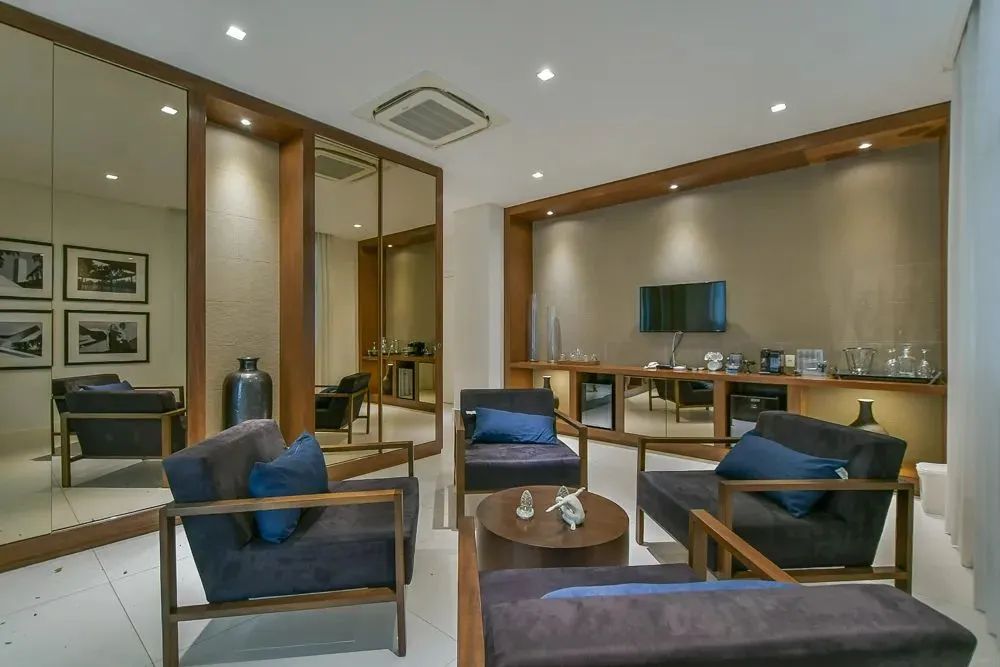 Apartamento tipo para venda com 4 quartos, sendo 3 suítes, 412m² - Foto 2