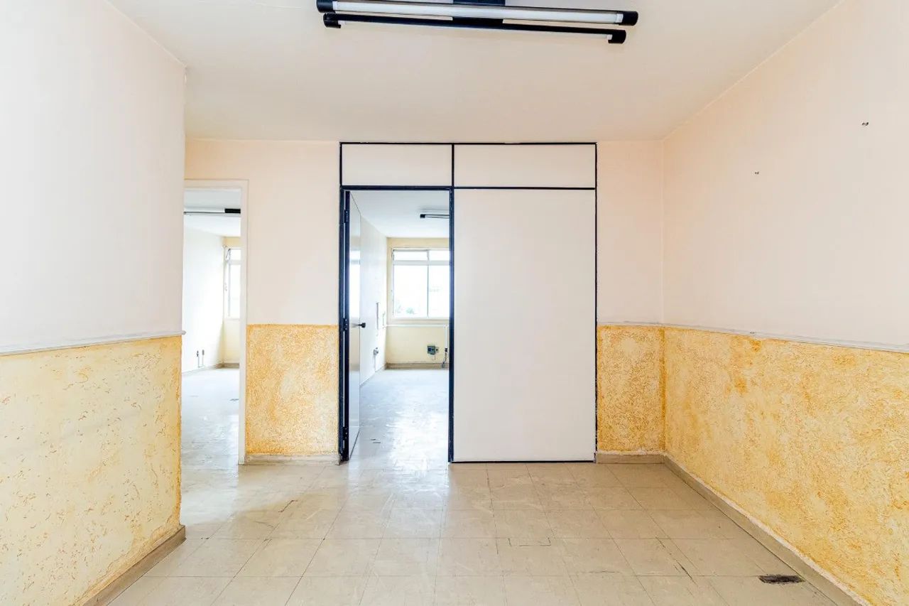 Conjunto comercial para venda, 52m² - Foto 2