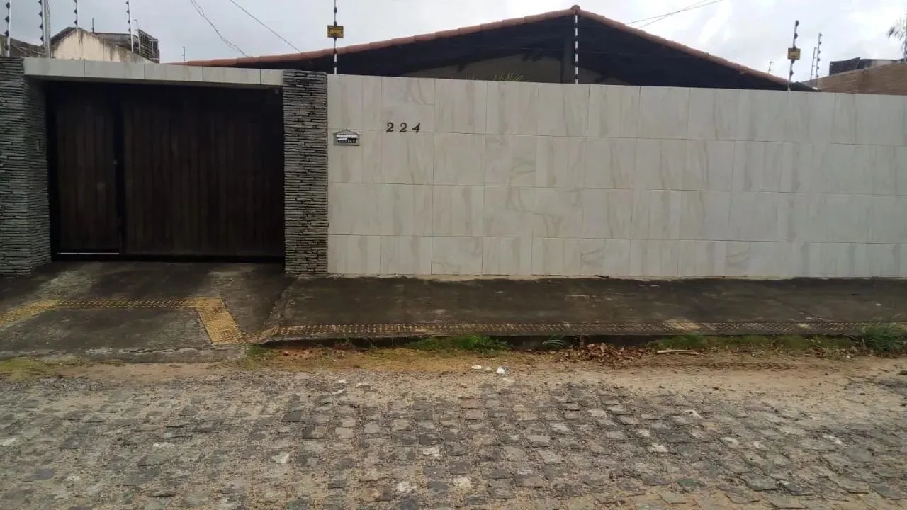 Excelente localização casa em Cidade Satélite, próxima a UPA e hospital novo