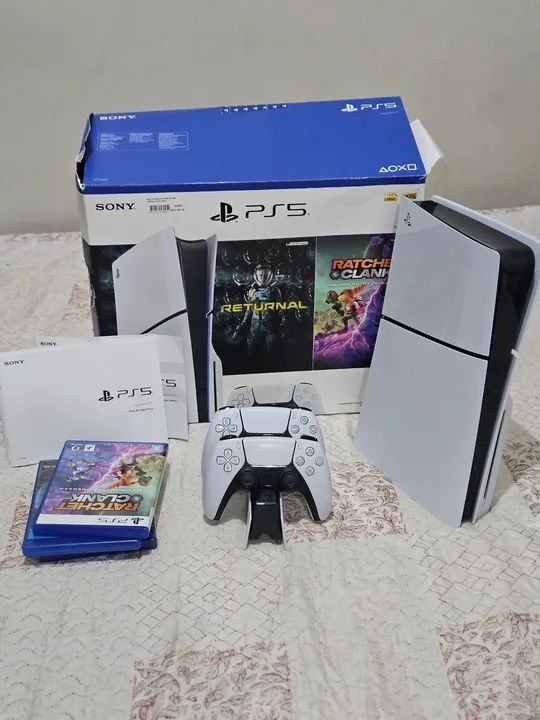 Vendo ps5 slim 6 meses de uso