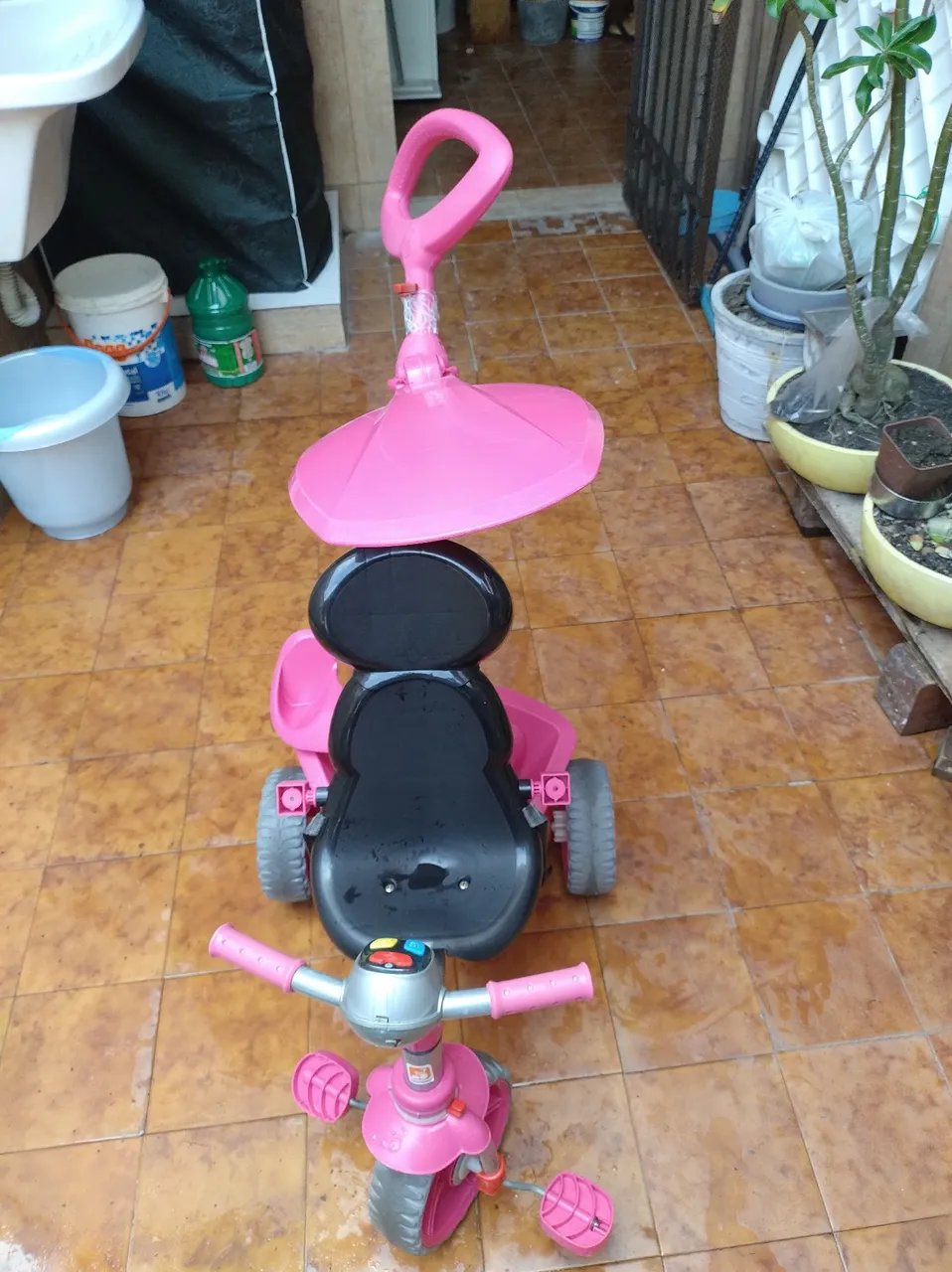 Oportunidade Tricycle infantil com capota