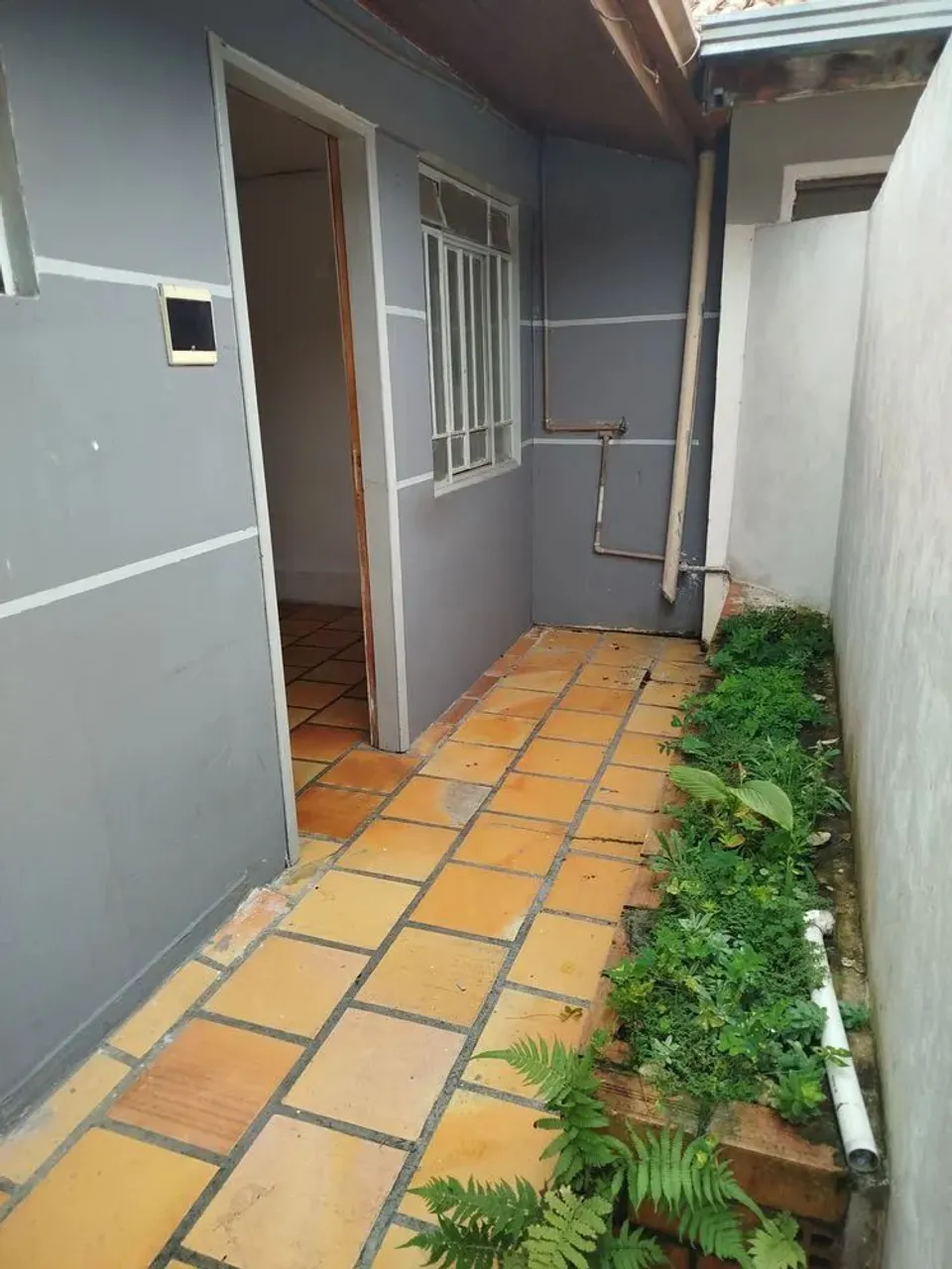 Apartamento com 1 Quarto(s) e 1 banheiro(s) para Alugar, 25 m² por R$ 850 / Mês