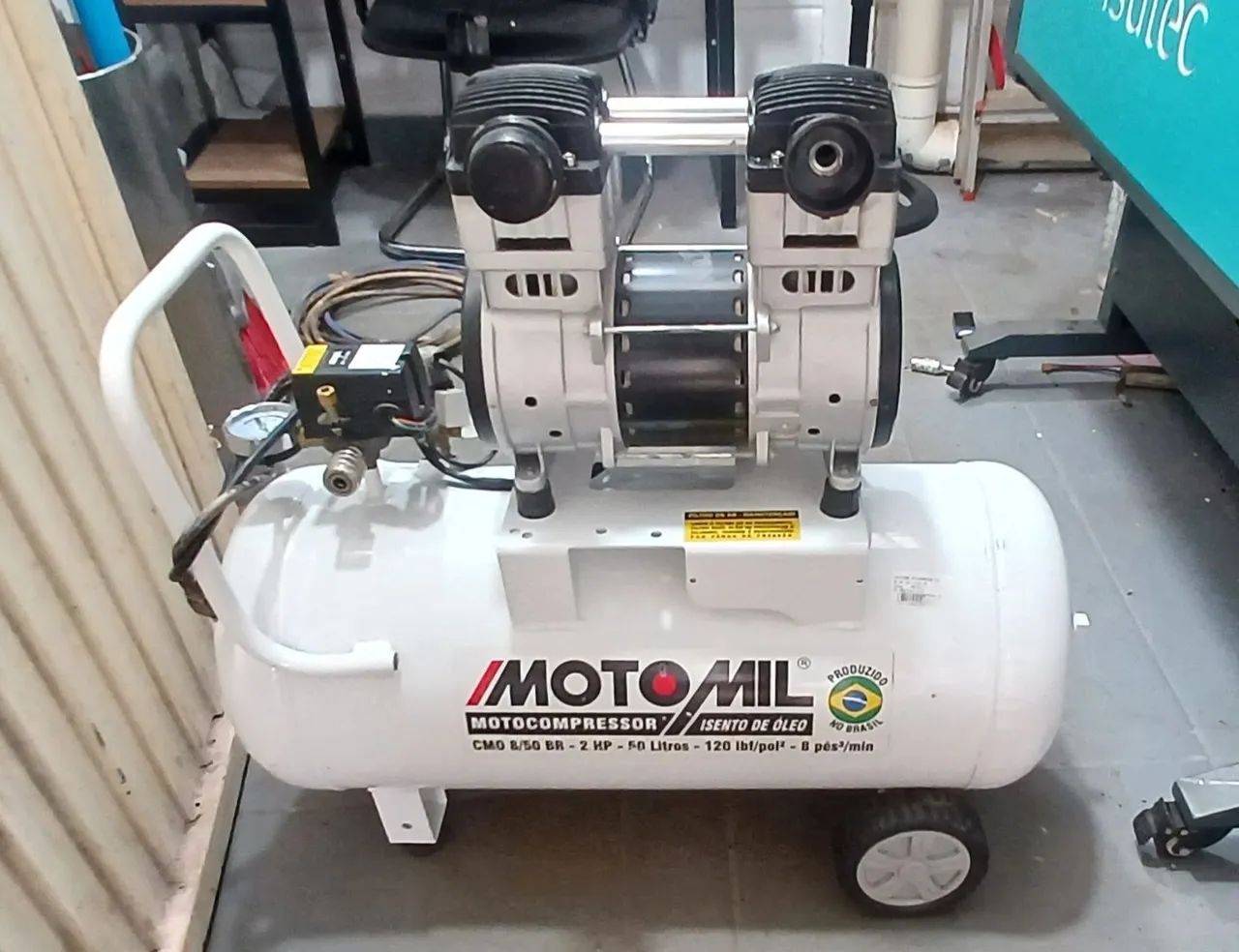 Compressor de ar MotoMil 8/50 - 2HP - 50 Litros