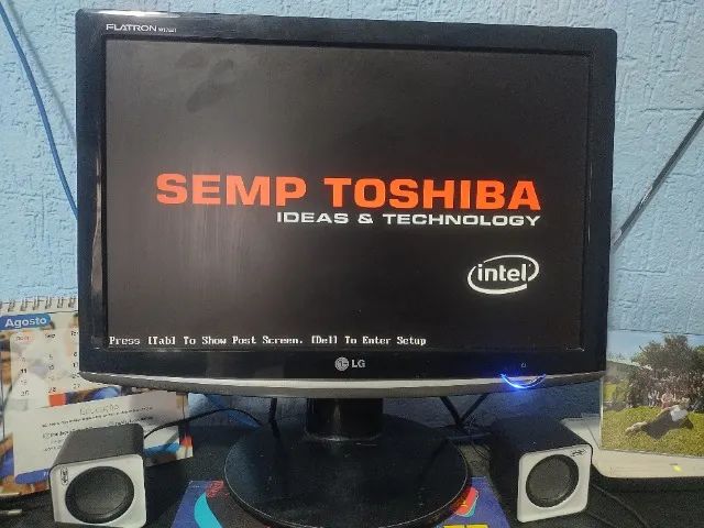 Monitor LG | Flatron W1752T | 17 polegadas | VGA (vem com cabos)