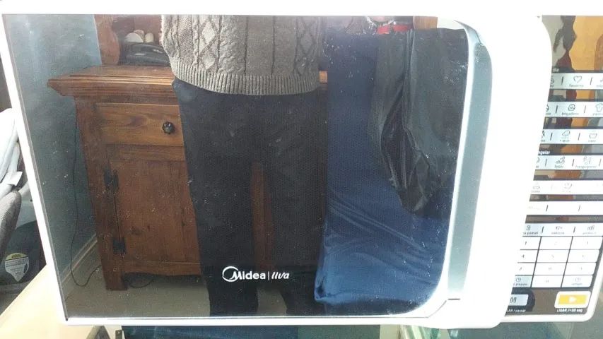 Microondas Midea 30 litros - novinho - Foto 2