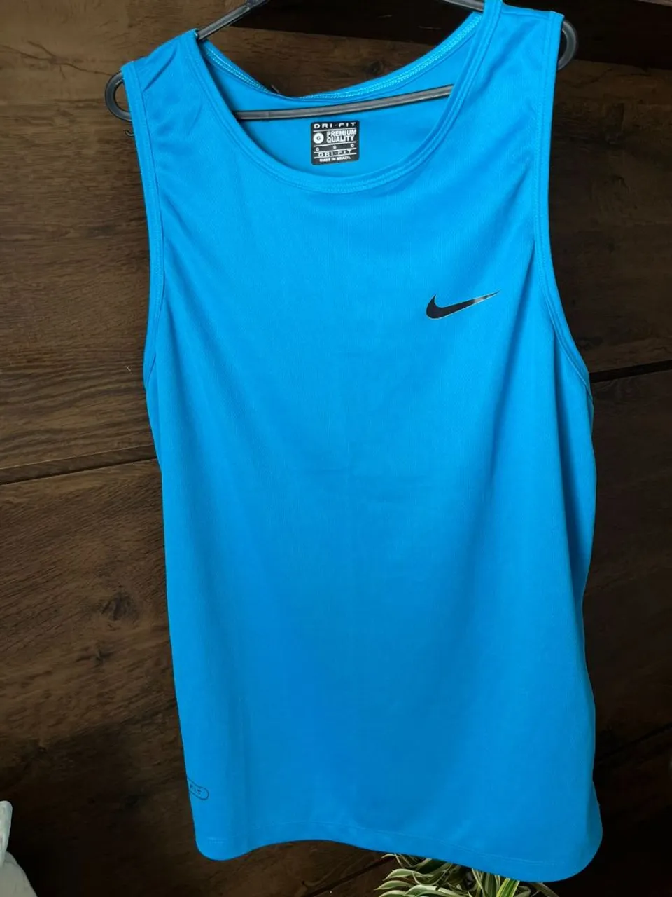 Regata Nike Dri-Fit Azul - Conforto e Estilo para seus treinos!
