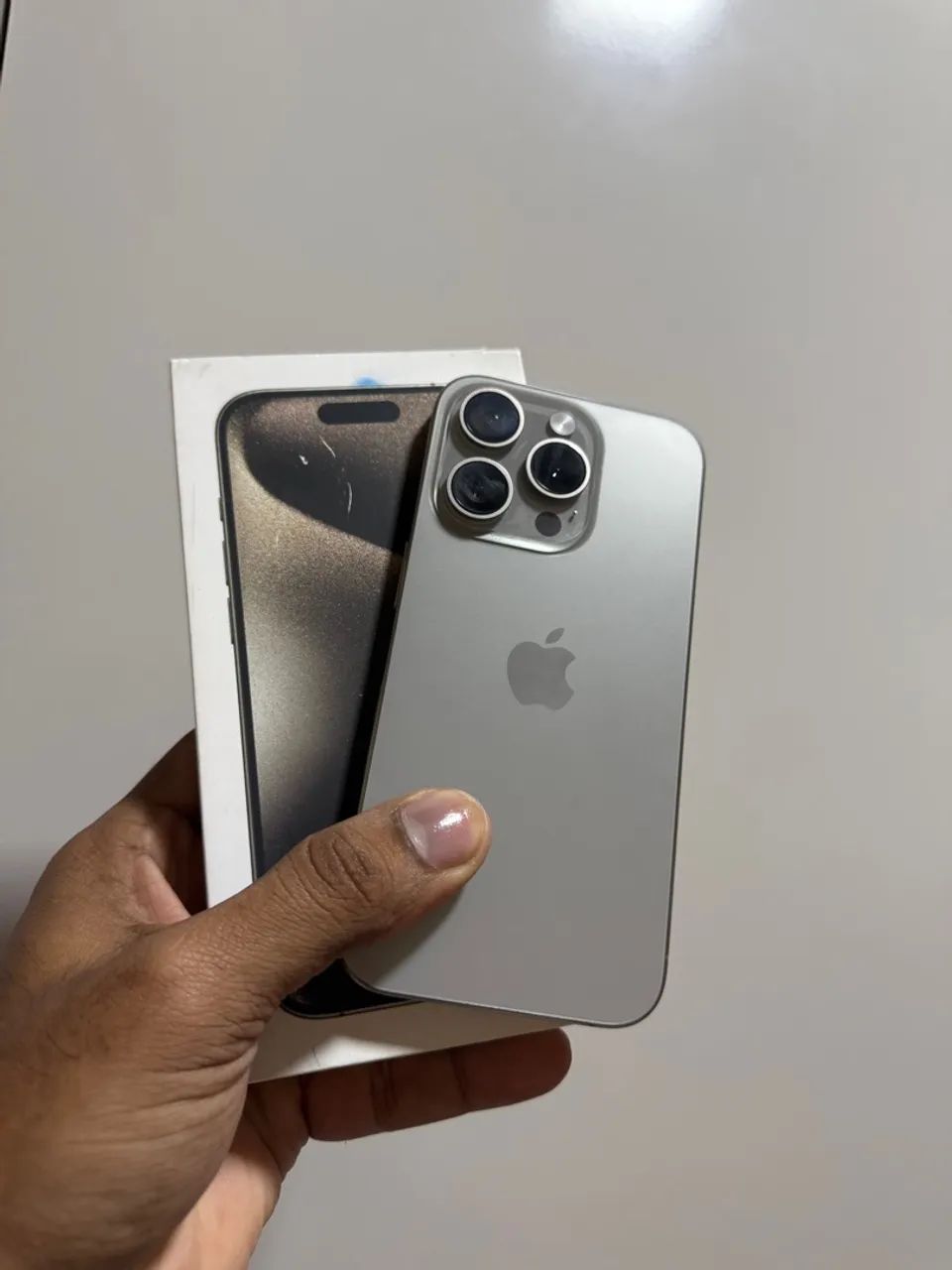 IPHONE 15 PRO NATURAL TITANIO 128GB - SEMI NOVO