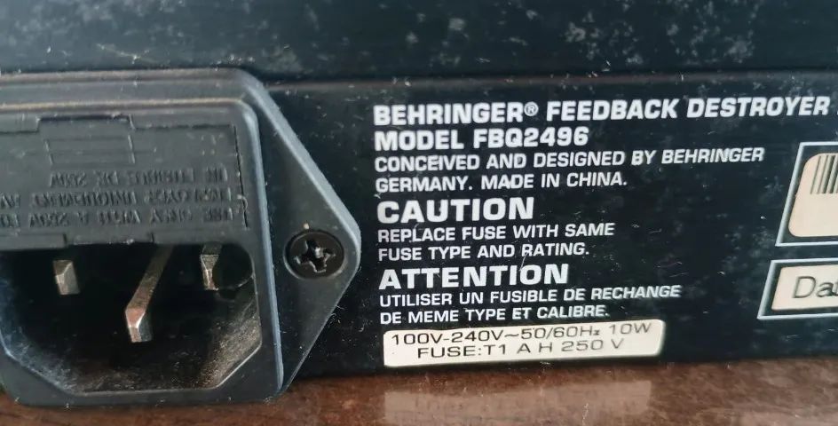 Feedback Destroyer Behringer FBQ2496 - Foto 5