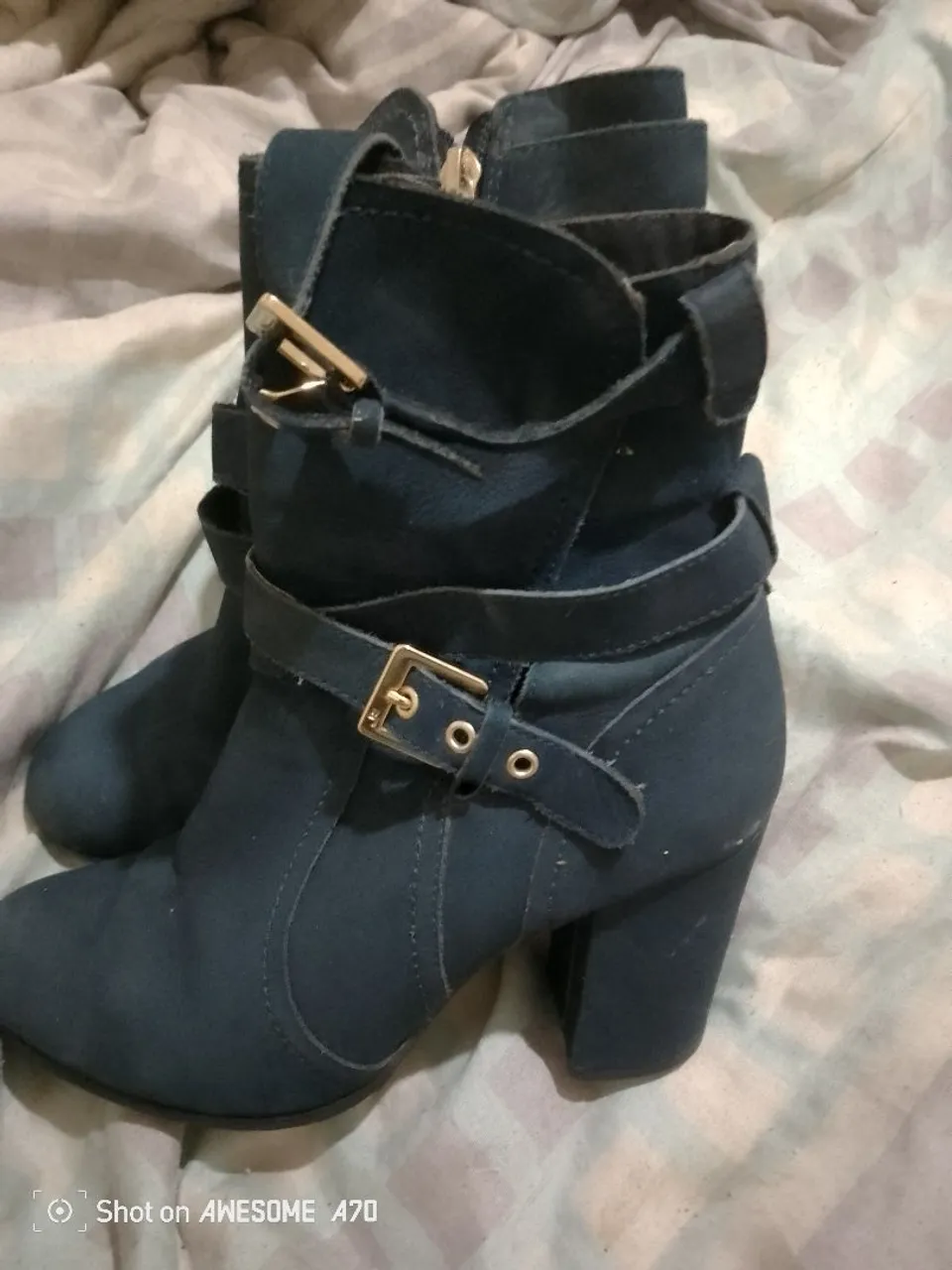 Bota coturno de salto