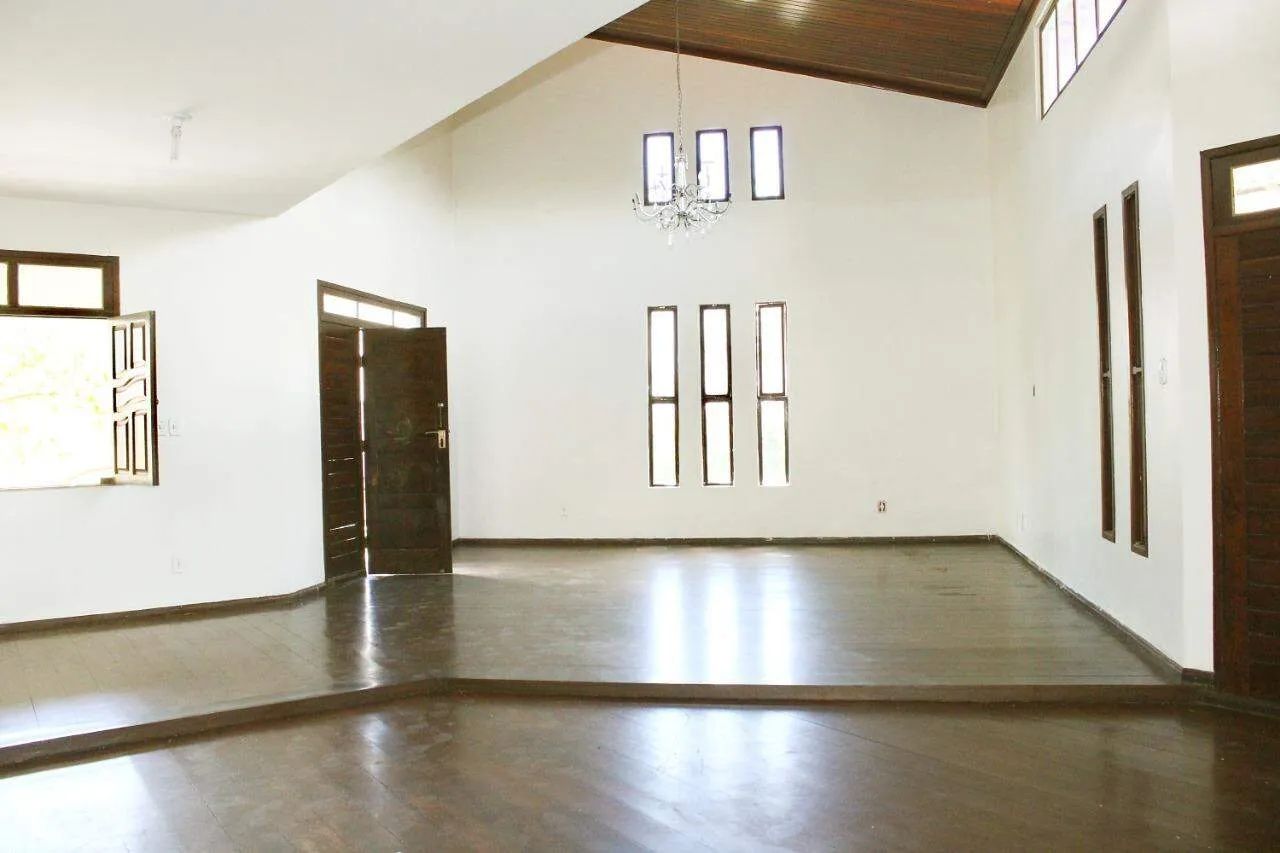 VENDA - Exclusividade e Espaço: Sua Casa de Esquina no Bairro Suíça! - Foto 3