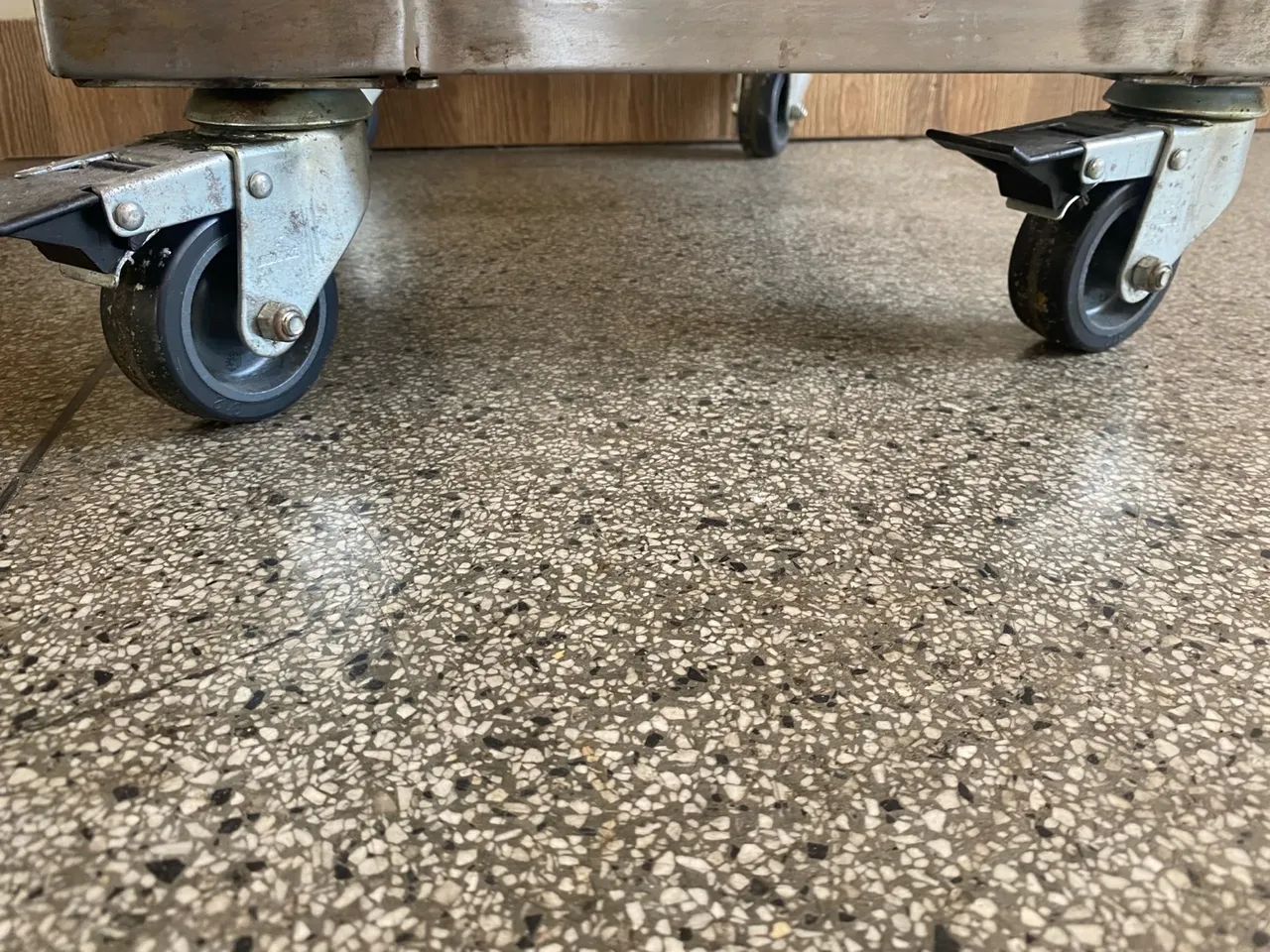 Carrinho de transporte para bandejas - Foto 4