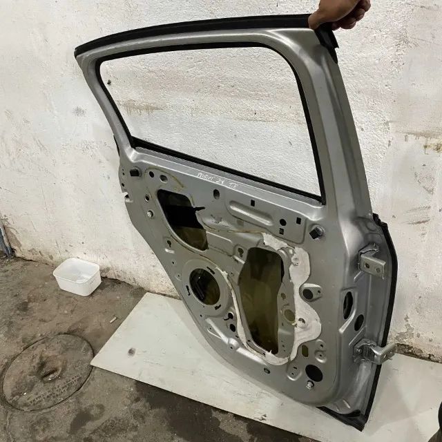 Porta Traseira Esquerda Peugeot 208 2016 - Foto 3