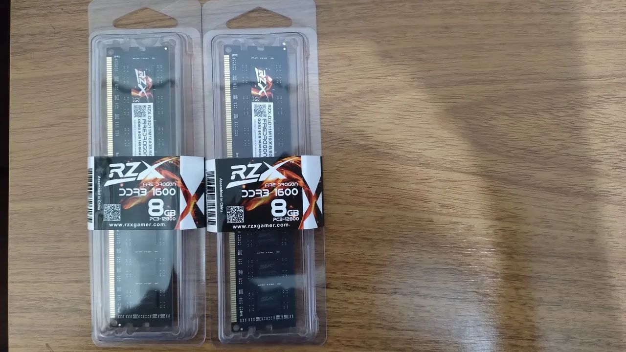 8GB DDR3 1600 RAM Memory (PC) or 8GB DDR3L 1600 Notebook RAM - or SSD. Each64289465412354122