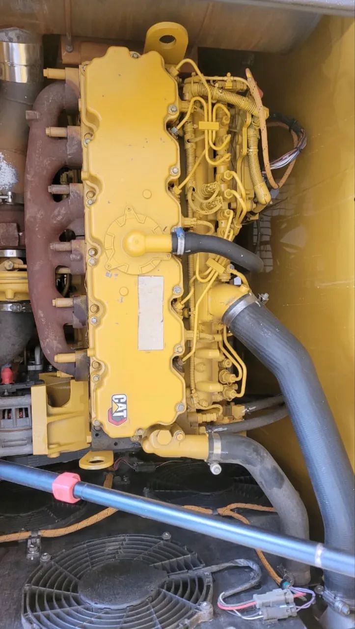 Escavadeira Caterpillar 320 ano 2021, com motor de 6 cilindros, 2940 horas, em SP - Foto 5