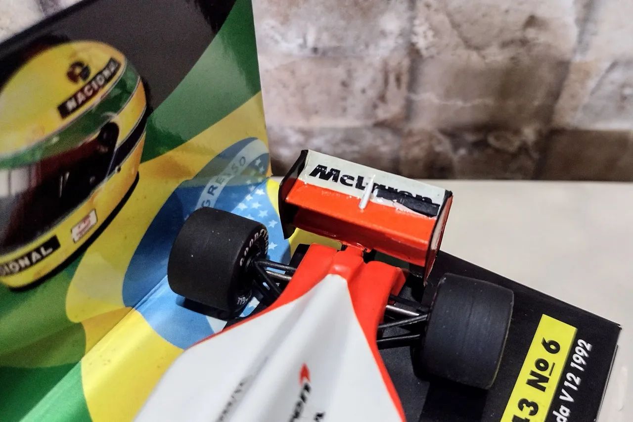 Miniatura Formula 1 Mclaren MP4/7 Ayrton Senna Minichamps - Foto 4