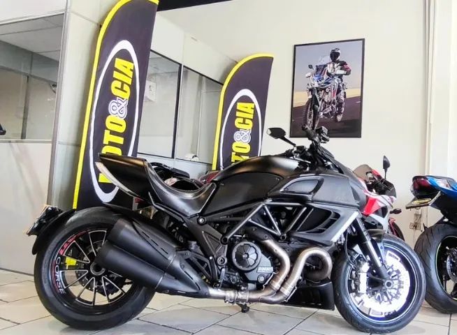 DUCATI DIAVEL 1198 DARK