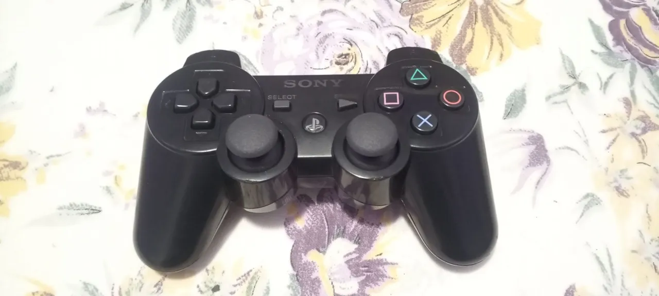 Controle ORIGINAL de PS3 (ACEITO CARTÃO)