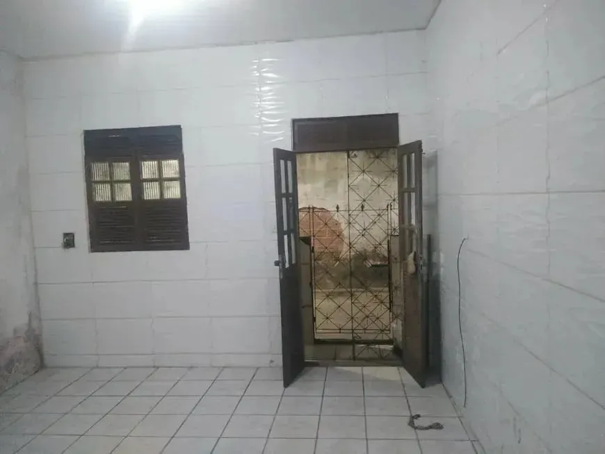 KM19- Casa a venda no Lobato
