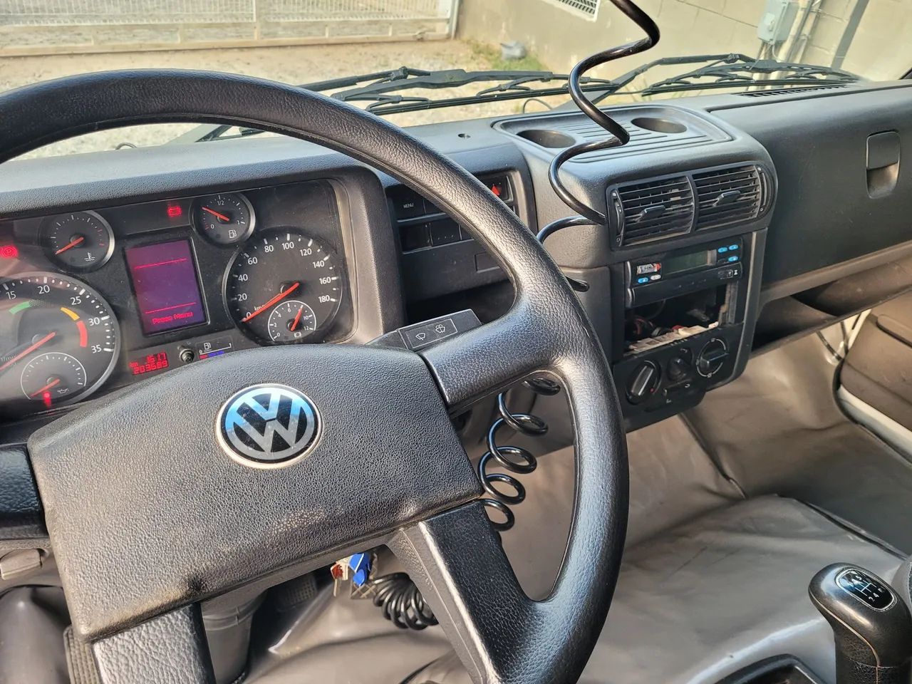 VW 8.160 Delivery 2015 Baú 6,20mts 6 Pneus Novos - Foto 10