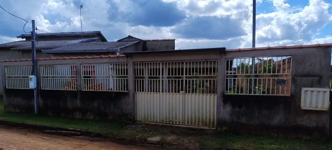  VENDO CASA NO VILA ACRE - À vista ou troco por carro!