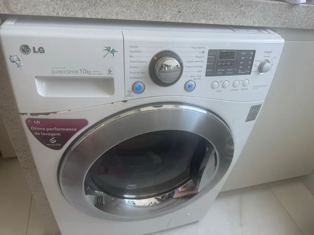 Máquina de lavar roupas lava e seca 10KG LG