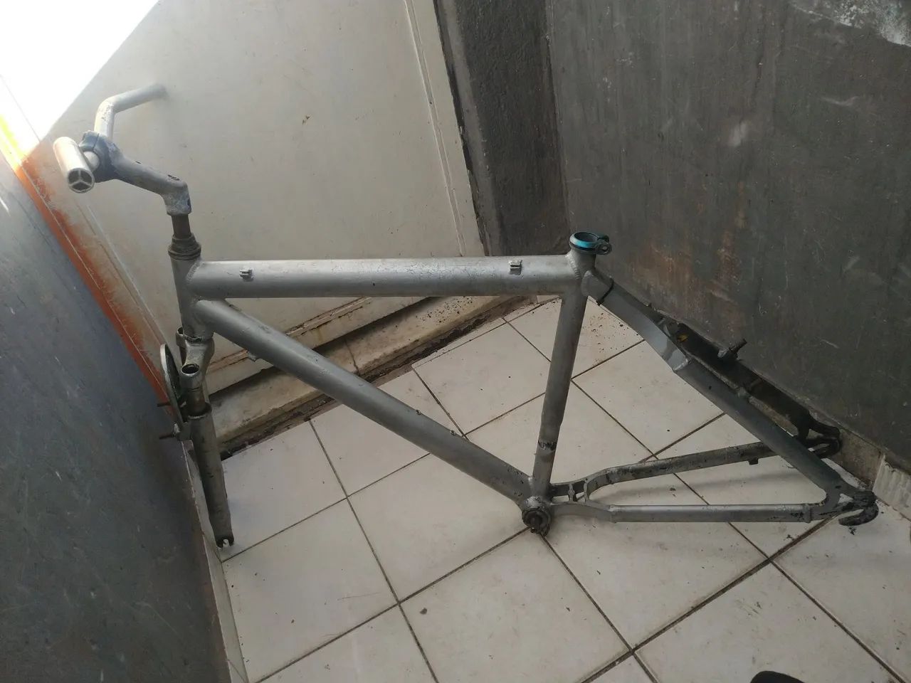 Quadra de bicicleta de alumínio  - Foto 2