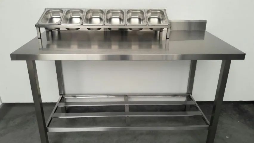 Mesa em inox com condimentadora de bancada - temos diversos modelos  - Foto 2