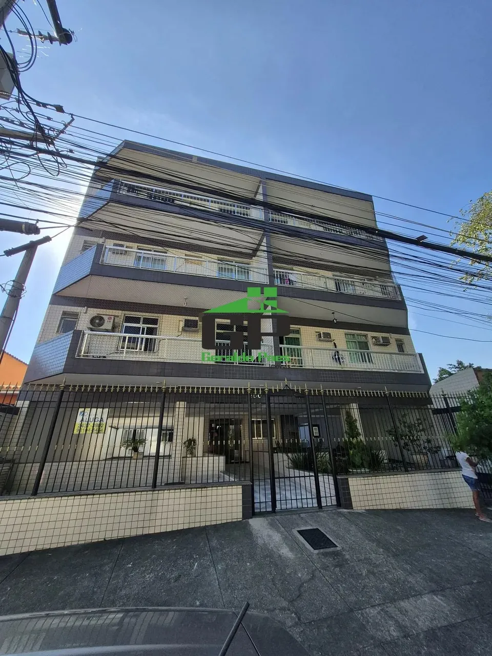 Apartamento de 02 quartos com dependência para Venda ou Locação no Campinho