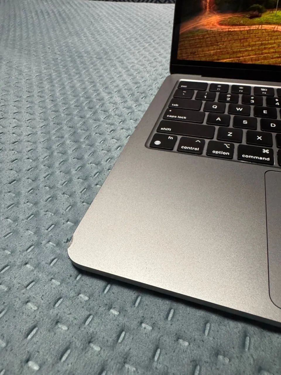 MacBook Air M2 2022 - Excelente estado - Foto 4