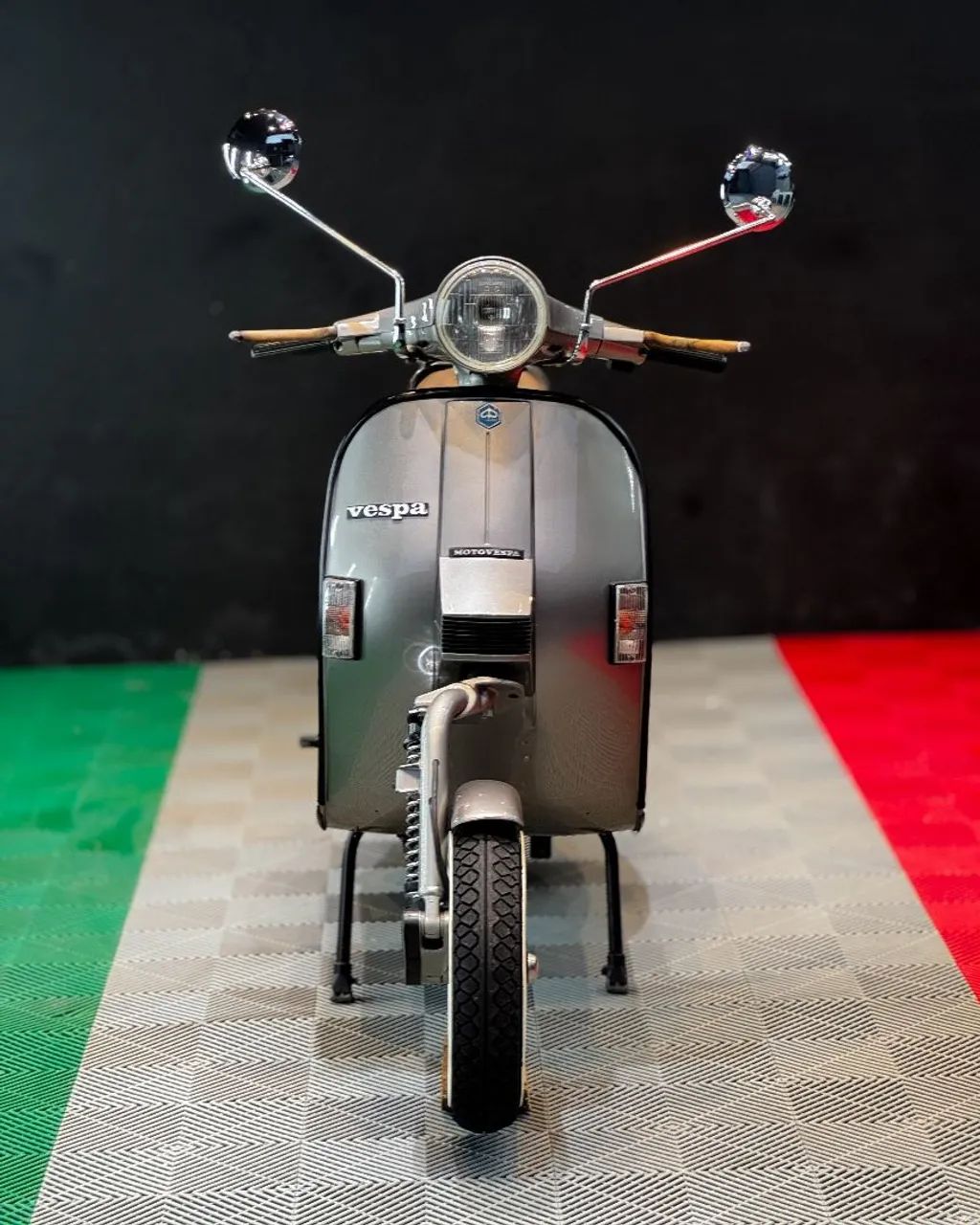 Vespa 87 - Foto 3