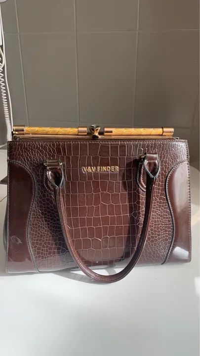 Bolsa V&V Finder Usada