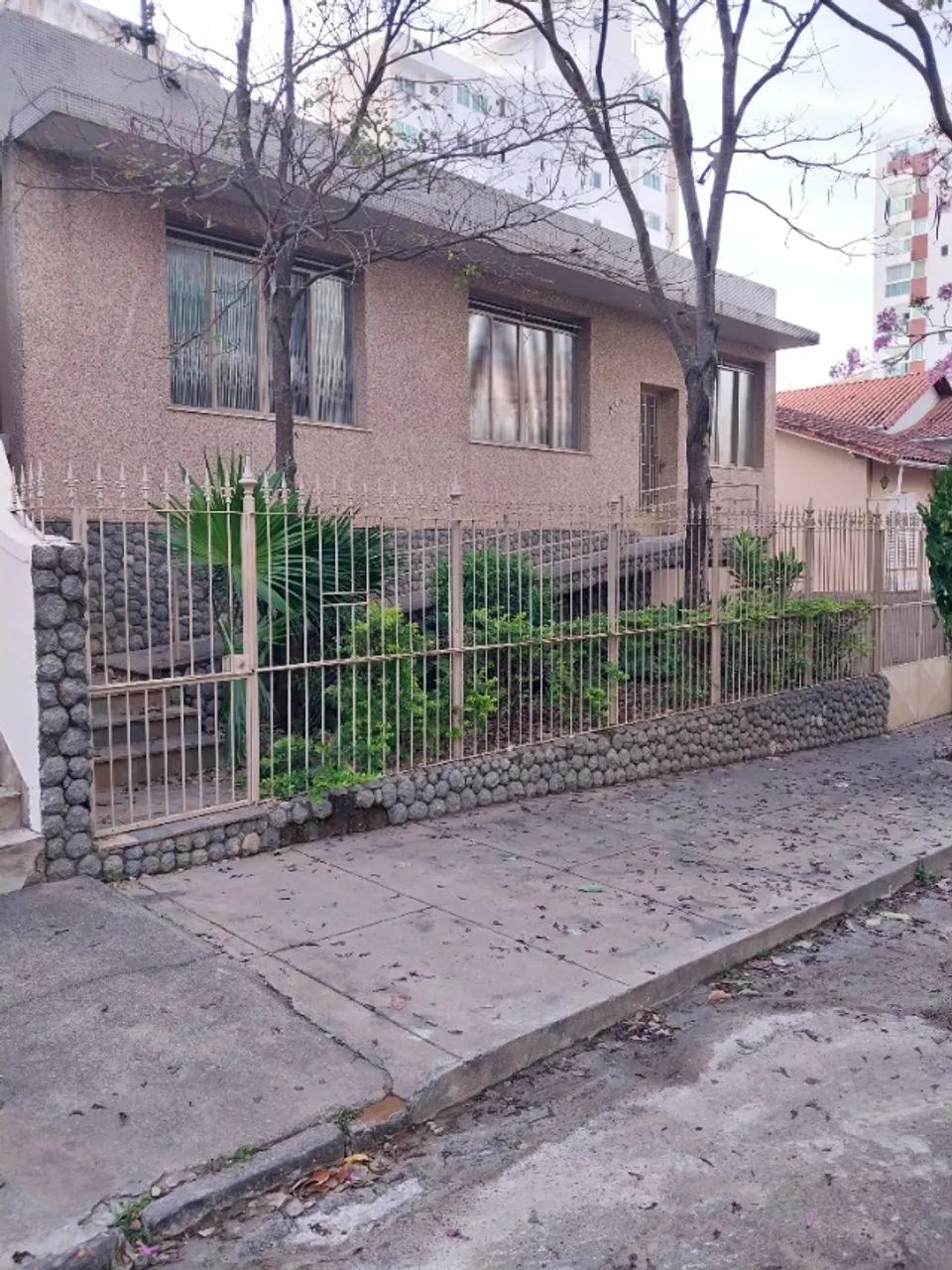 Demolição 64220714394625122