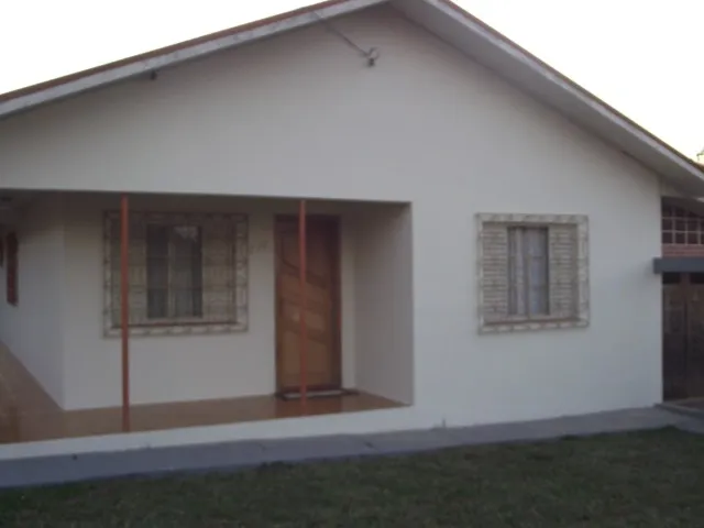 Casa 3 Quartos em Uvaranas