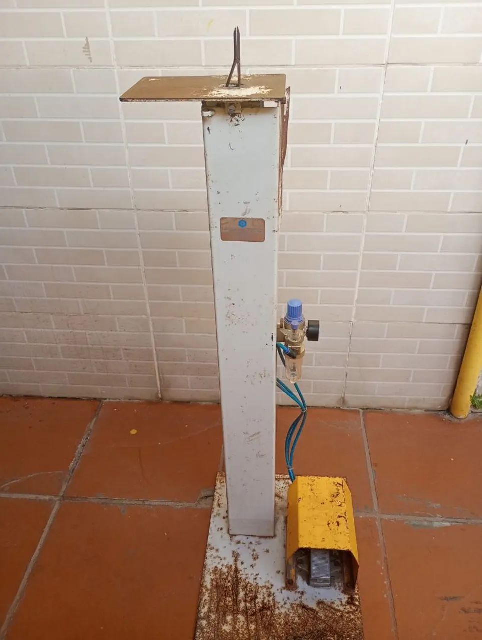 Máquina automática para colocar tira no chinelo  - Foto 5