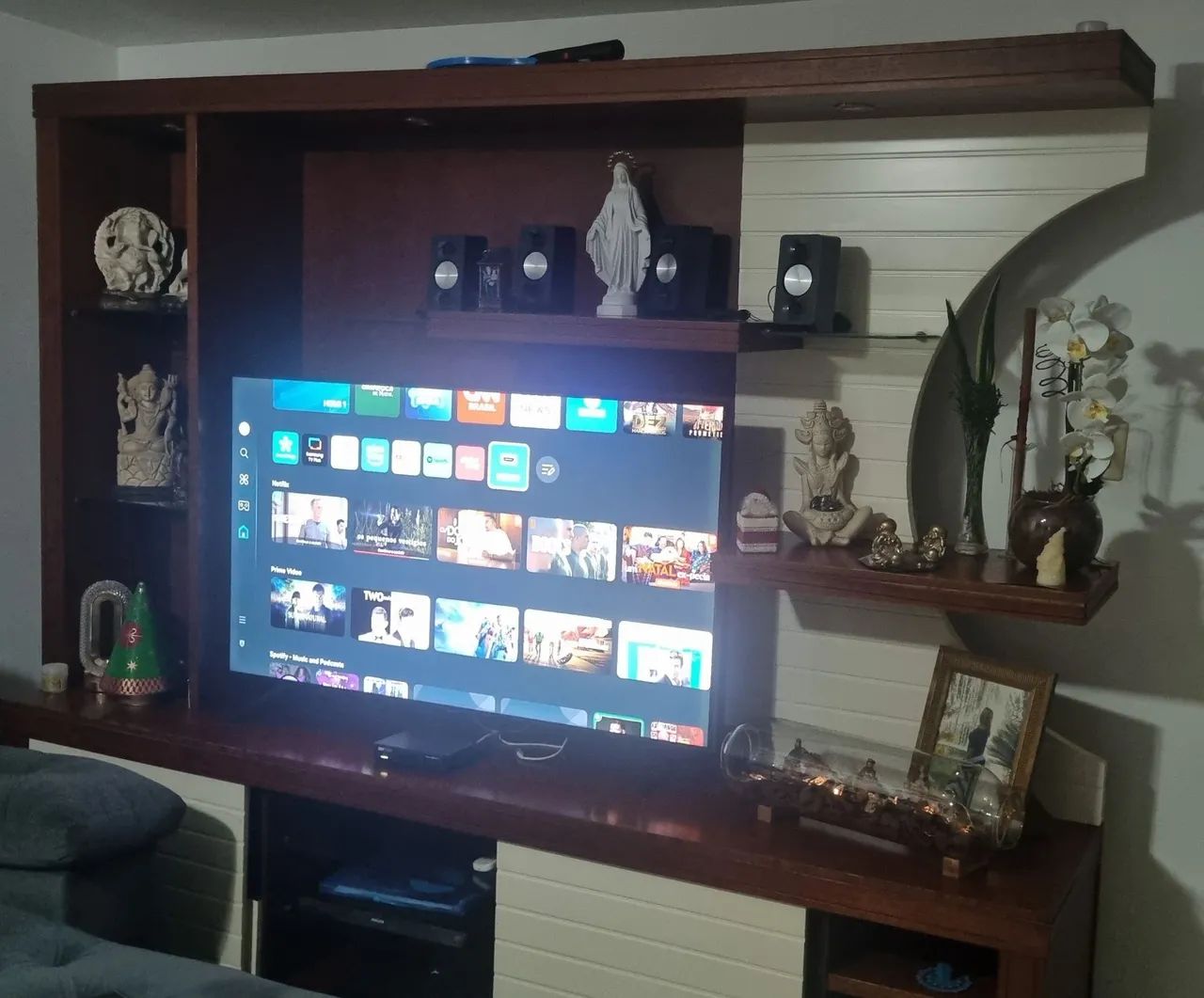 Rack Maderia com vidro e luz - Foto 2