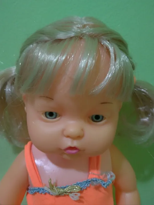 Boneca Nenu Praia (Anos 90)