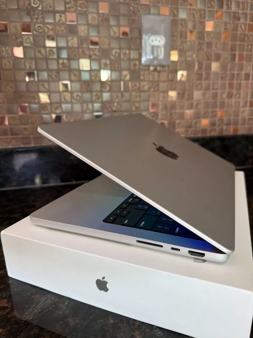 Vendo Macbook Pro M1 2021 16GB 1TB - Foto 2