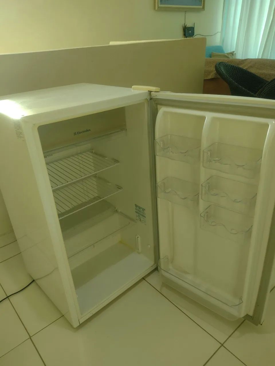 Refrigerador elux r120 - Foto 2