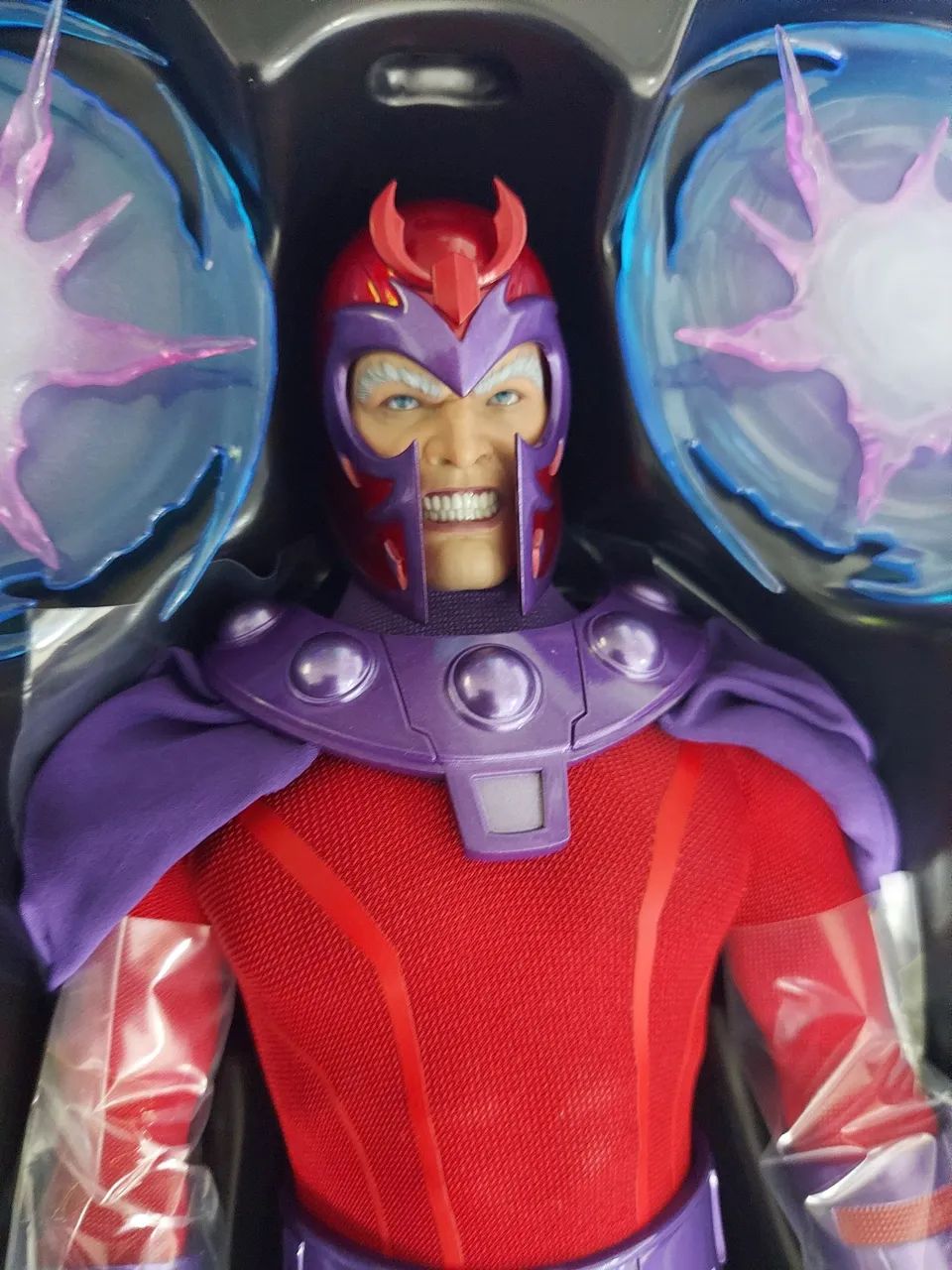 Action Figure Magneto hono Studios Marvel X-Men 1/6 - Foto 3
