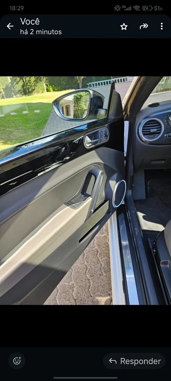 Fusca com apenas 2400 km rodados , com plástico de fábrica, carro impecável  - Foto 4