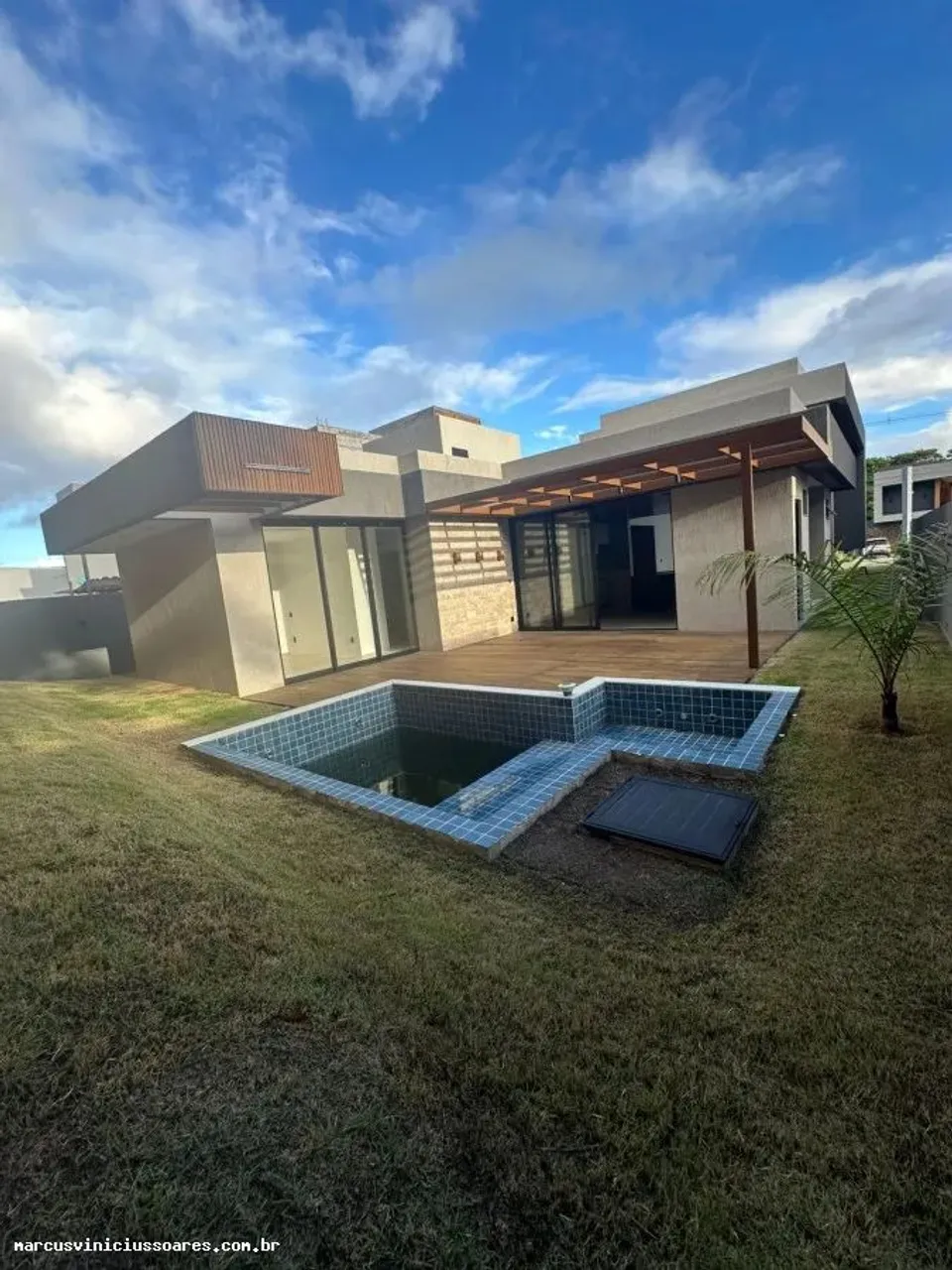 Casa em Condomínio para Locação em Camaçari, Alphaville (Abrantes), 3 dormitórios, 3 suíte