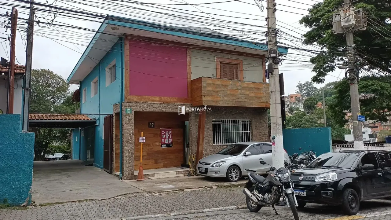 Casa Comercial para Locação no Centro-Embu das Artes/SP