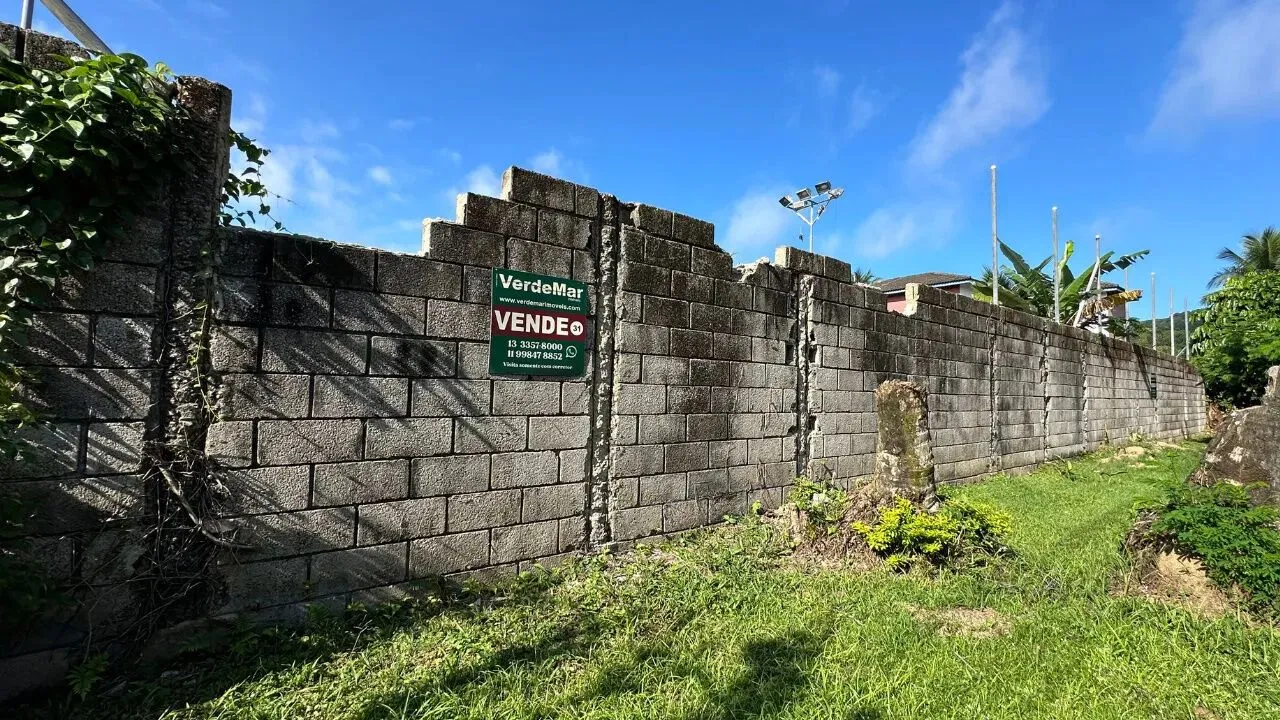 Terreno à Venda no Condomínio Acapulco Guarujá
