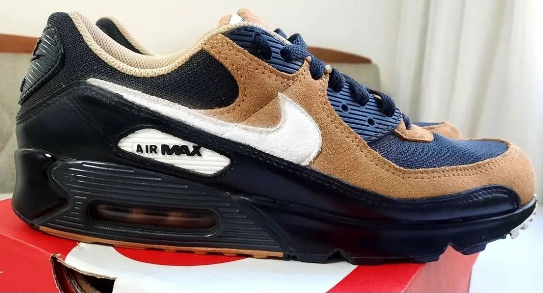 Nike Air Max 90 (Original/ 40) - Black/Elemental Gold - Foto 5