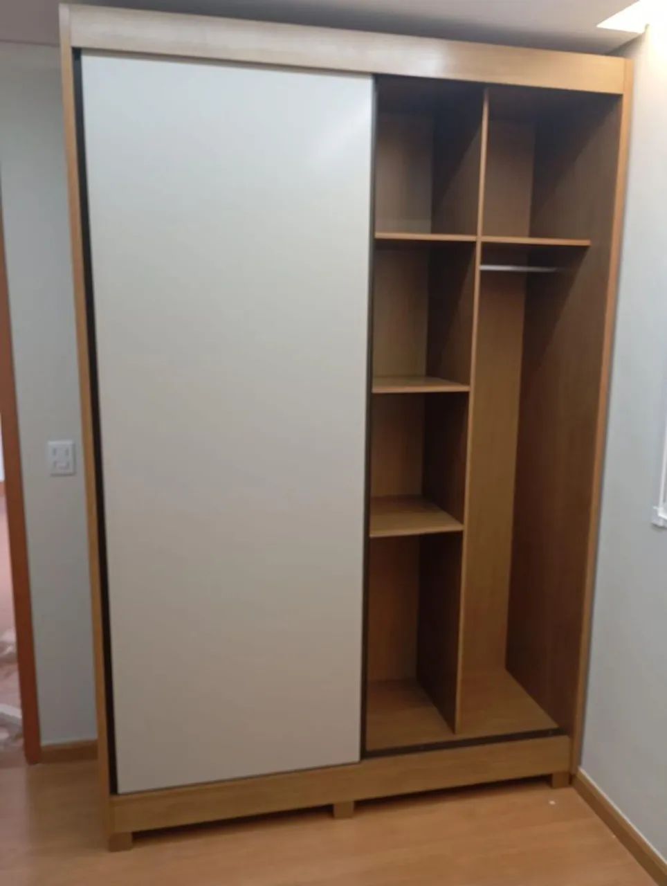 Guarda Roupas Solteiro - Foto 2