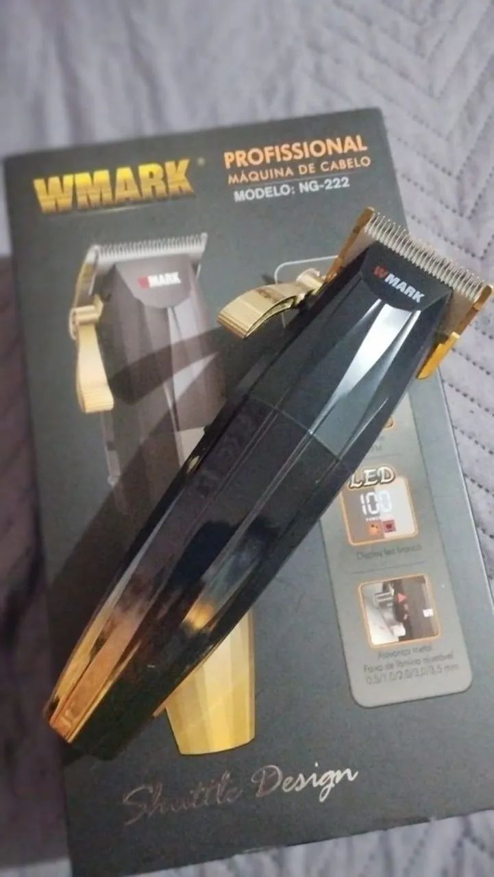 Vendo 2 máquinas de cortar cabelo valor total 