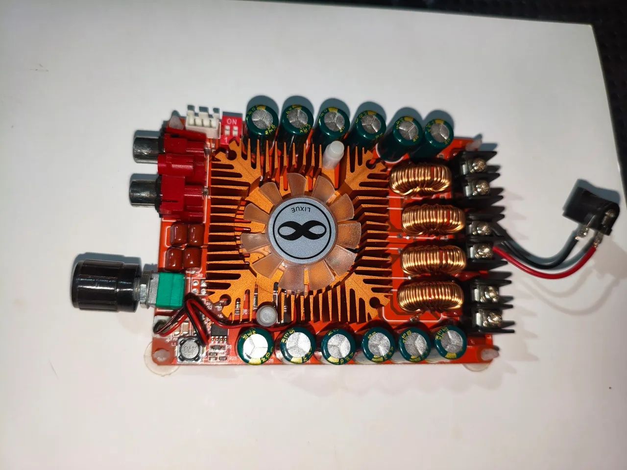 AMPLIFICADOR 200W RMS HI FI
