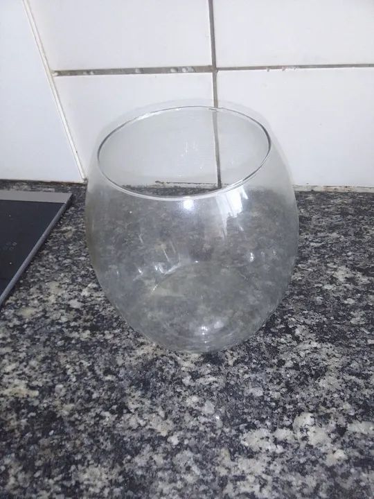 3 Vasos Decorativos de Vidro - Foto 3