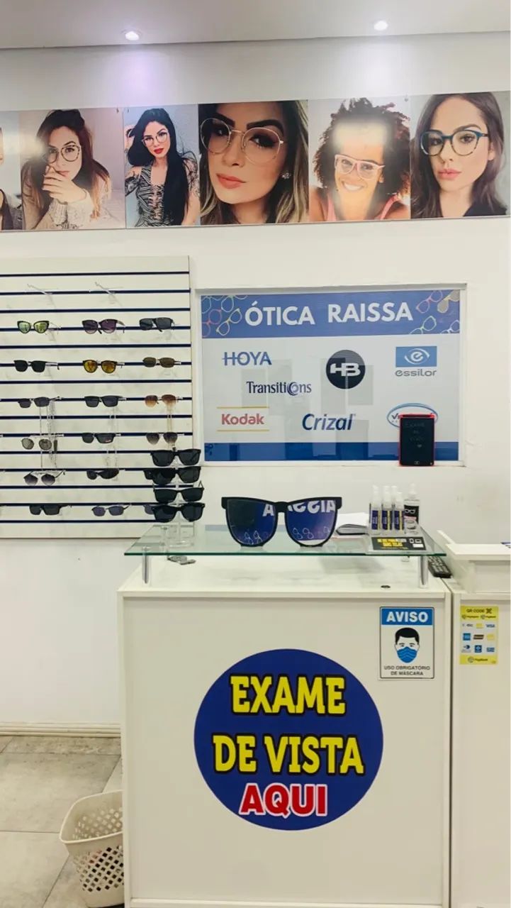 Balcão de Ótica com Expositor de Óculos