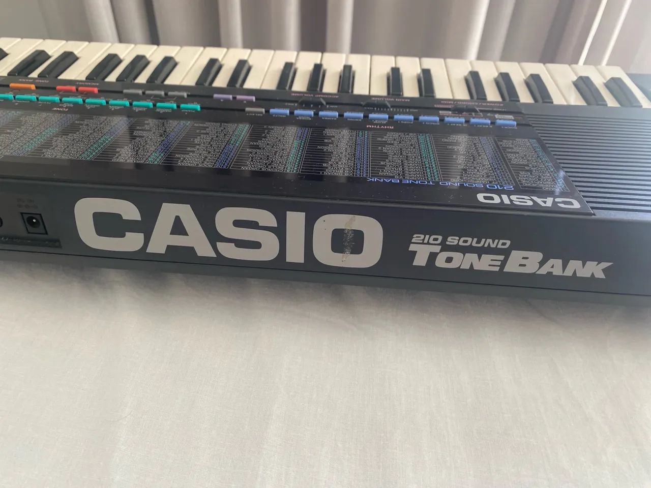 Teclado Casio com MIDI In/Out e Saída de Áudio - Foto 3